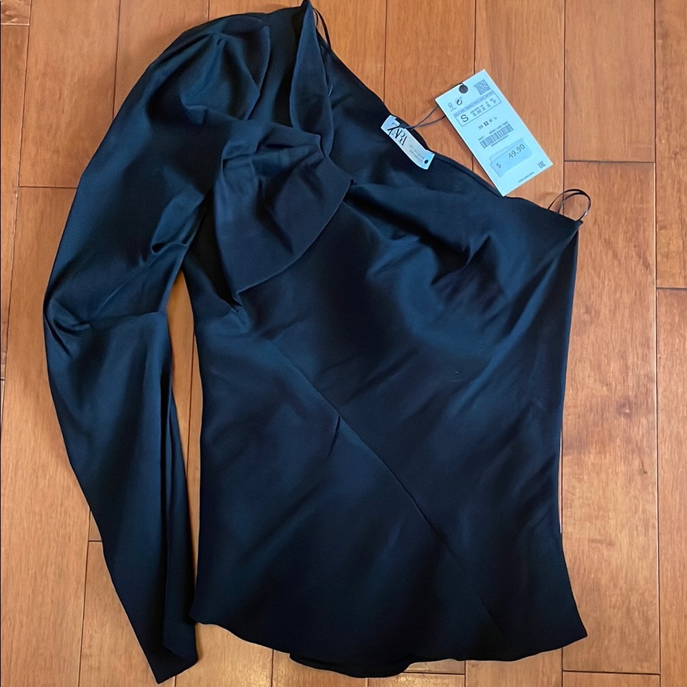 Zara Black One-Shoulder Top